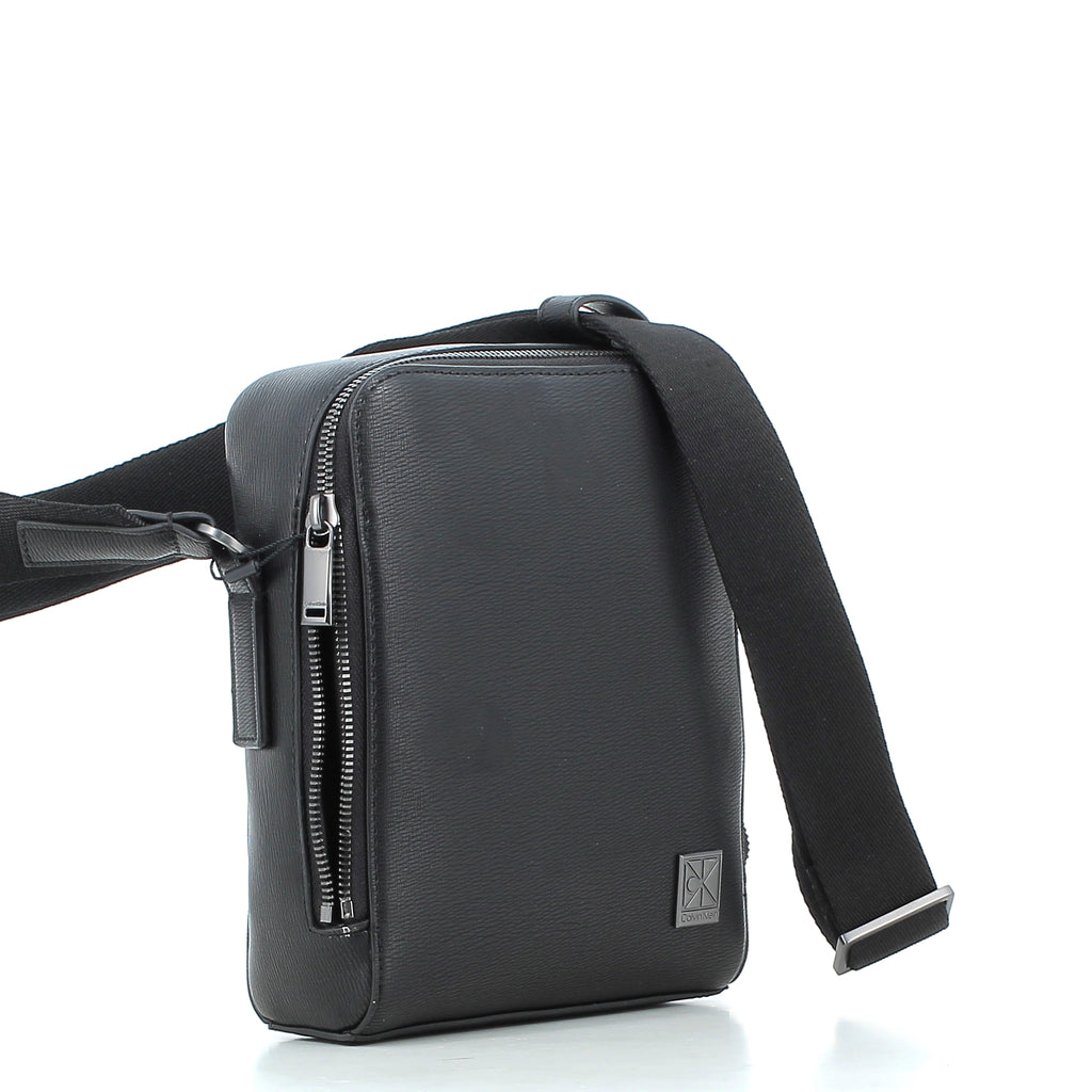 Calvin Klein Men's Bag 3293P26 UB1