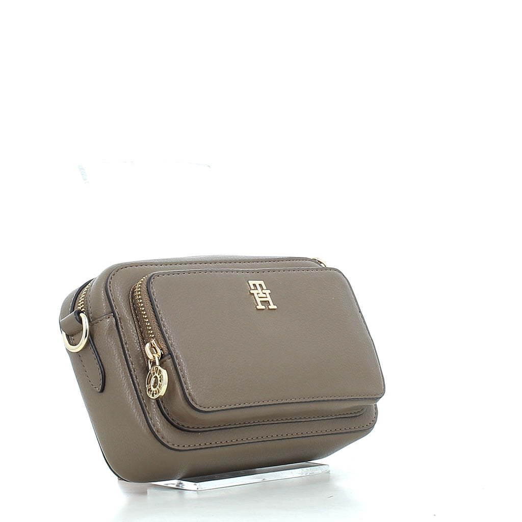 Tommy Hilfiger women's bag 18120P26 R07