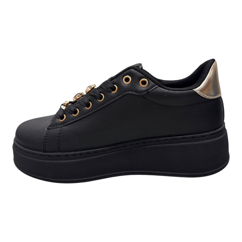Sneakers Laura Biagiotti donna nere con suola platform, dettagli dorati e inserto metallizzato sul tallone
