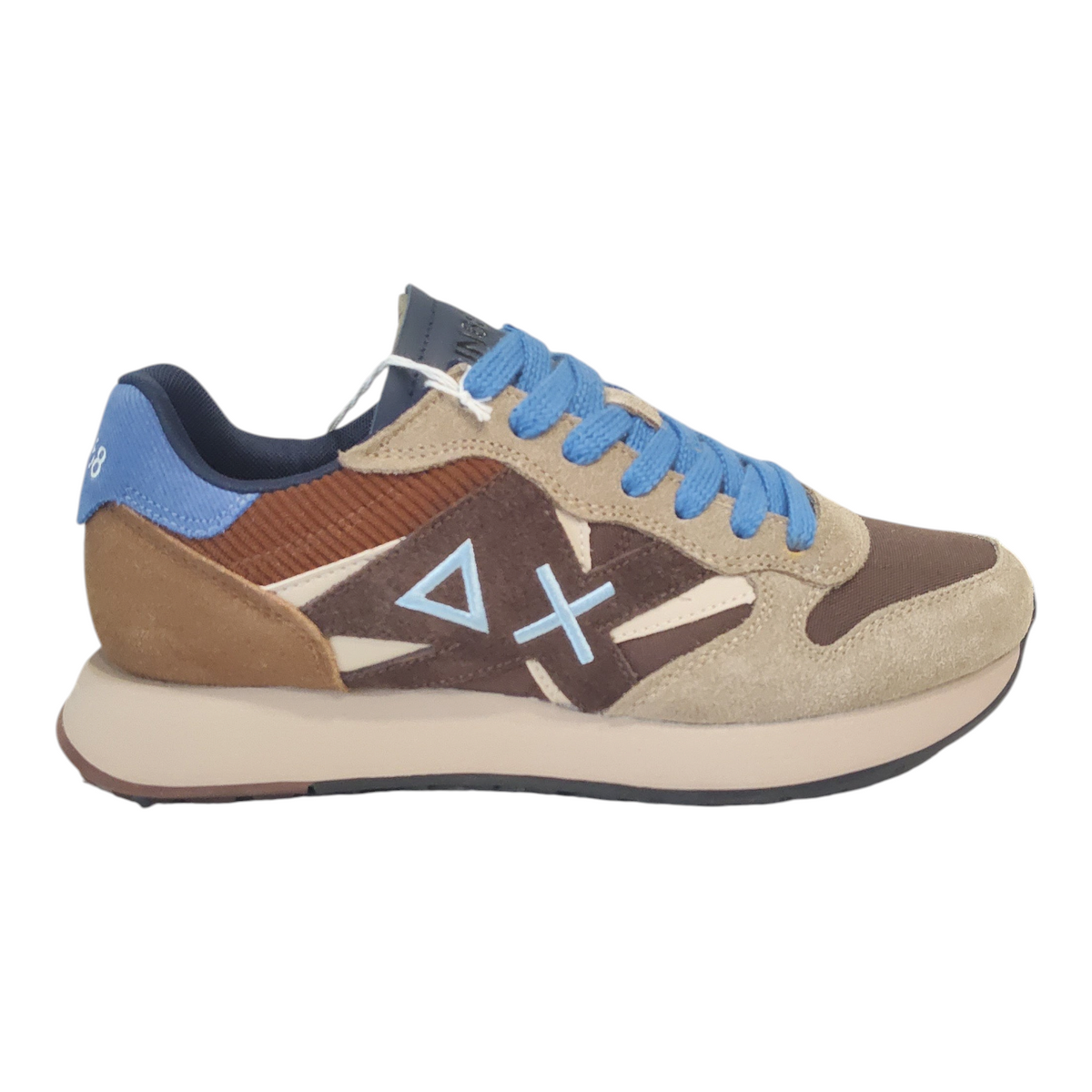 Sneakers uomo NEED SUN68 in camoscio e tessuto blu navy, marrone e beige con lacci azzurri e logo laterale
